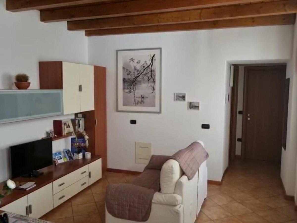Casa Vacanze Il Tuffetto Olginate Exterior foto